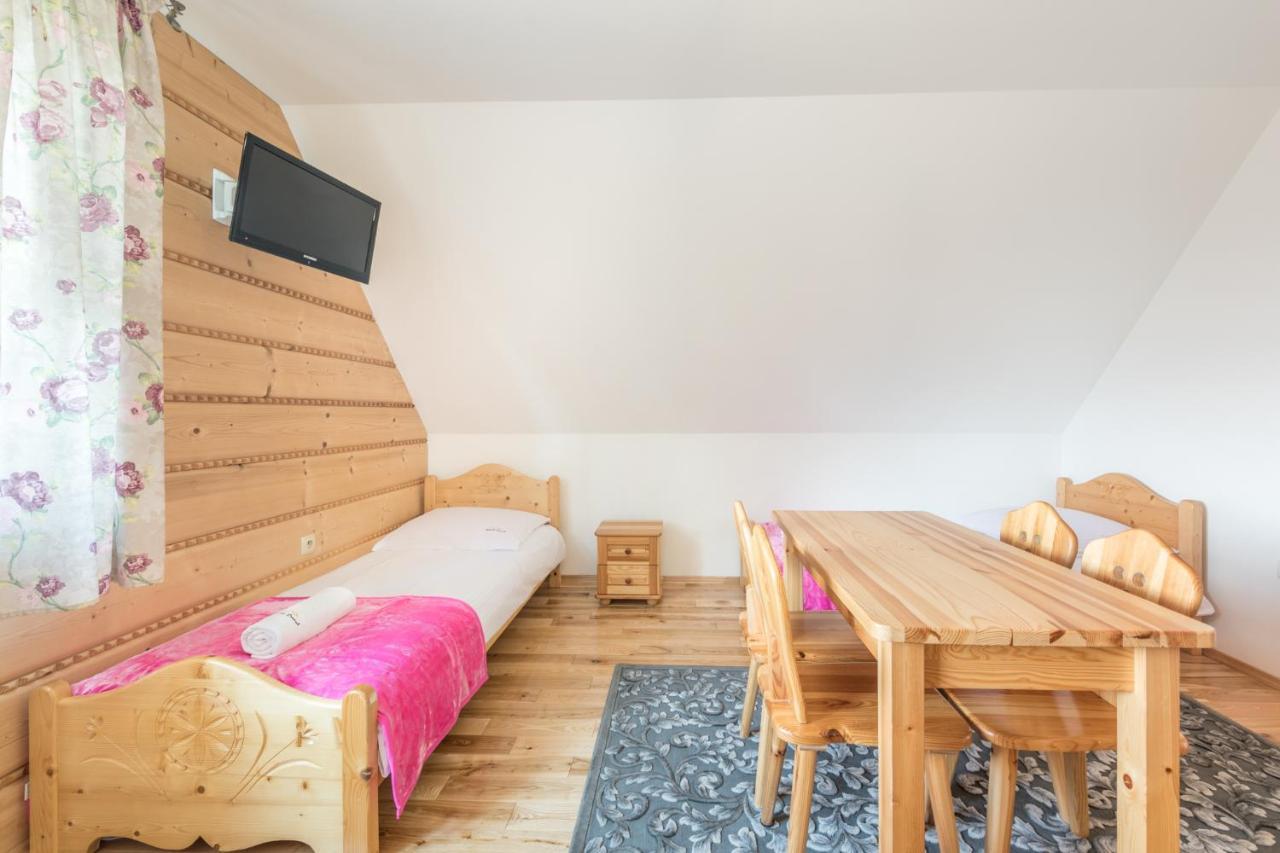 Goralski Dworek Czarna Gora Bagian luar foto